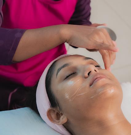 Collagen Radiance Facial
